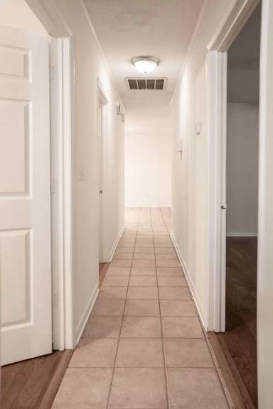 Main picture of 17 Prince William Dr