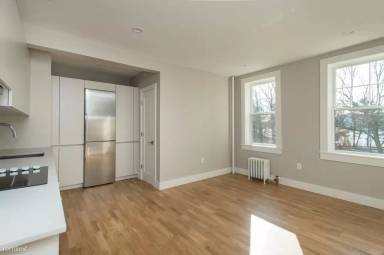 Main picture of 286-288 Chestnut Hill Ave