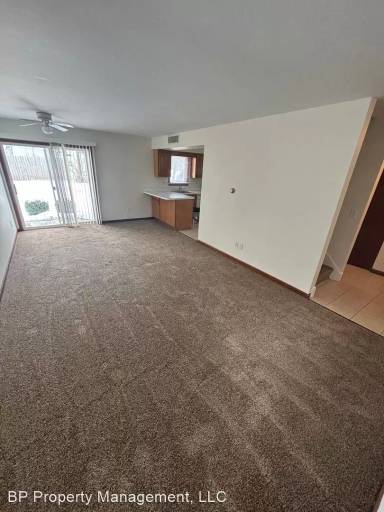 Main picture of 605 W Wayne St