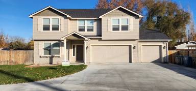 Main picture of 12022 W Victory Rd