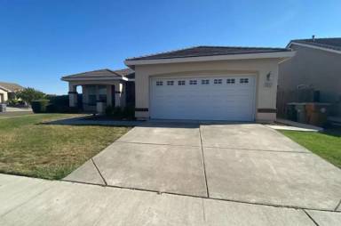 Main picture of 5212 Cleveland Bay Way