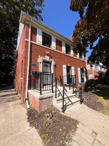 Main picture of 12604 E Outer Dr