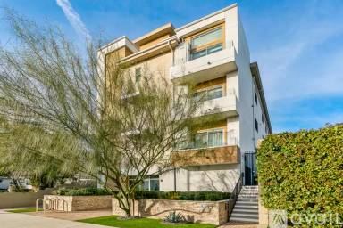 Main picture of 11611 Moorpark St