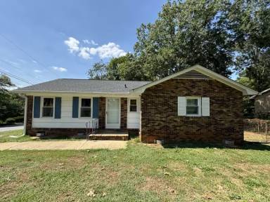 Main picture of 1447 Anderson St