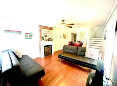Main picture of 1245 Kerlerec St