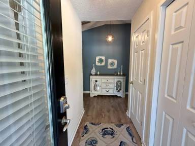 Main picture of 6028 Chester St