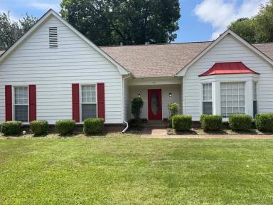 Main picture of 711 Cedar Brake Dr