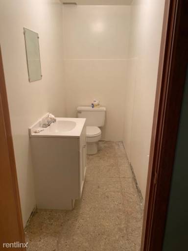 Main picture of 429 W Main St