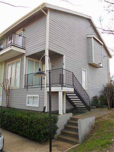 Main picture of 8522 Park Ln