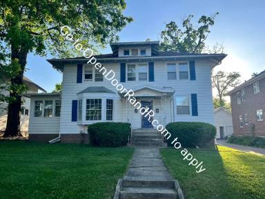 Main picture of 3718 S Wayne Ave