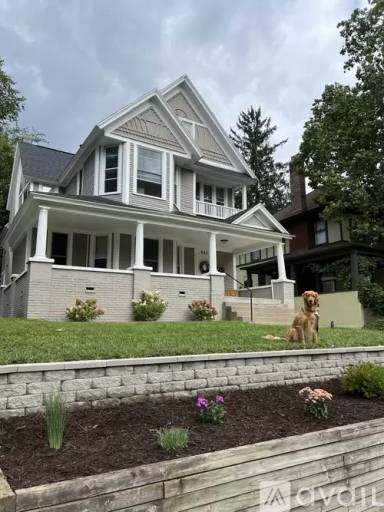 Main picture of 600 Prospect Ave SE