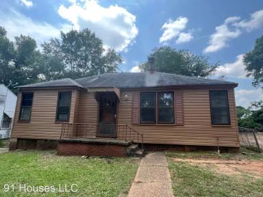 Main picture of 1515 Belwood St