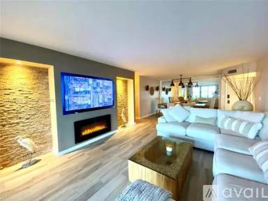 Main picture of Mariners Bay Condo