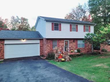 Main picture of 101 Crestway Dr