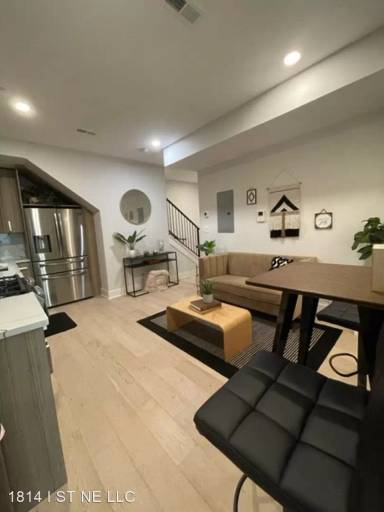 Main picture of 1814 I St NE