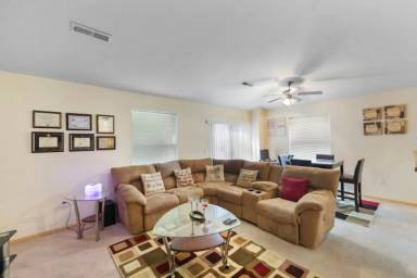 Main picture of 5014 Siggelkow Rd