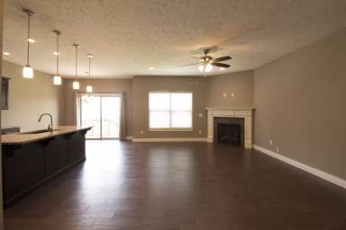 Main picture of 1919 N Pavilion Pl