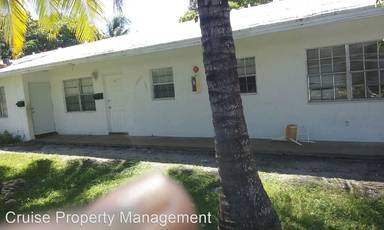 Main picture of 208 NW 43rd Ct