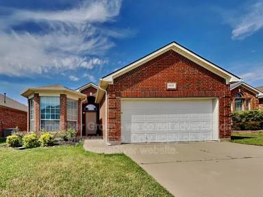 Main picture of 4005 Martinsburg Dr