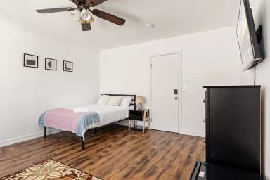 Main picture of 515 Landfair Ave