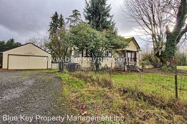 Main picture of 9125 NE St Johns Rd
