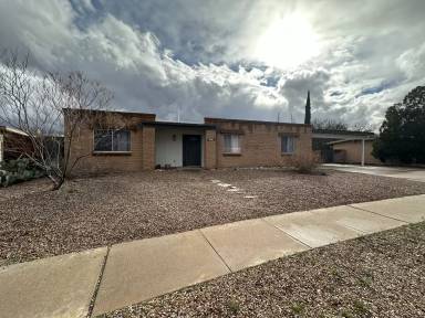 Main picture of 9302 E 8th St