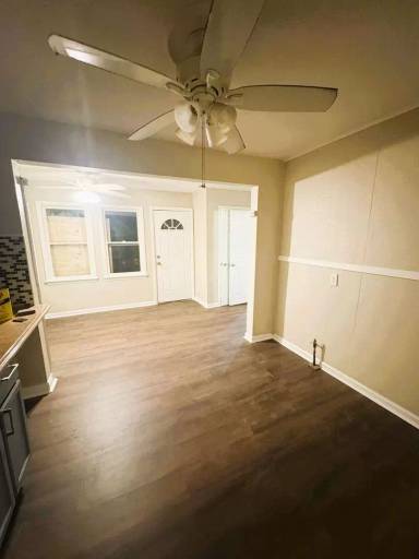 Main picture of 7909 Eve Ave