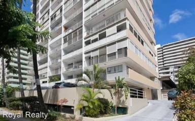 Main picture of Oahu Surf One