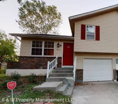 Main picture of 1025 N Jan Mar St