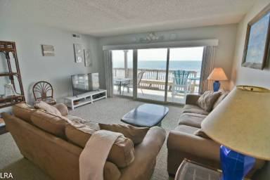 Main picture of 113 N Topsail Dr