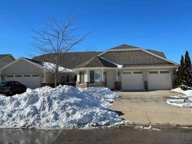 Main picture of 1946 27th Ave