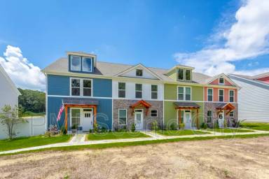 Main picture of 1886 Young Rd SE