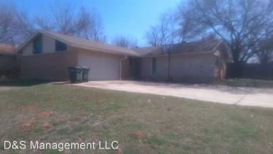 Main picture of 3600 Greenway Ter