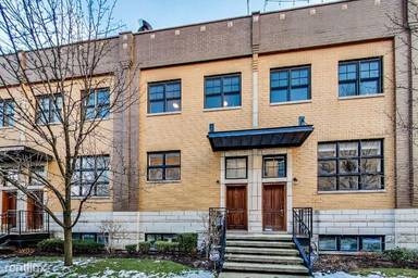 Main picture of 2060 N Stave St