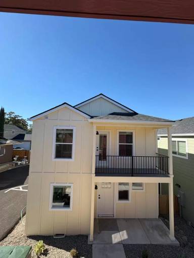 Main picture of 1166 Woodrow Ln