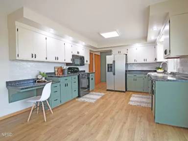 Main picture of 203 Chestnut St