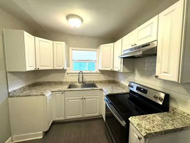 Main picture of 1937 E 71st Ter