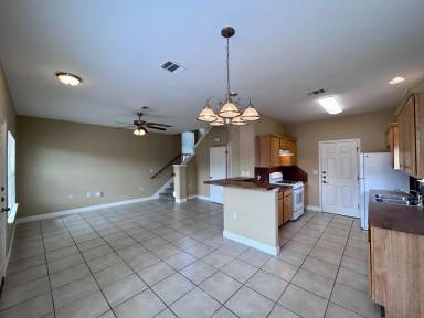 Main picture of 7202 Meador Ave