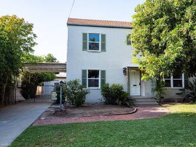 Main picture of 309 E Puente St