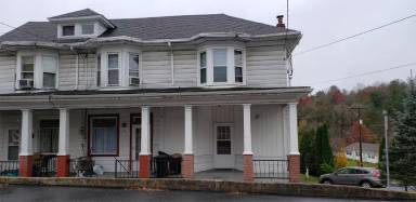 Main picture of 22 Catawissa St