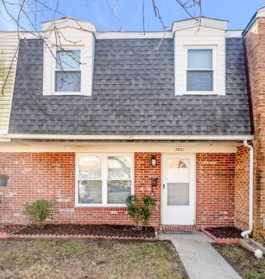 Main picture of 5831 E Hastings Arch