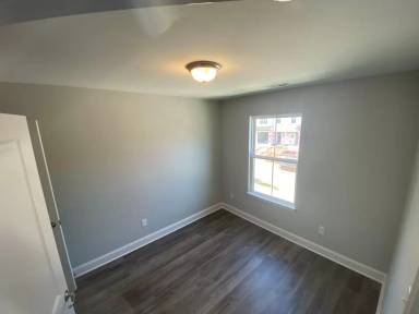 Main picture of 4835 Moon Lake Ln
