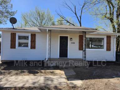 Main picture of 3228 SE 16th St