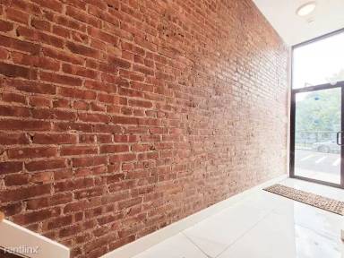 Main picture of 130 Monticello Ave