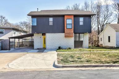 Main picture of 608 E Eufaula St