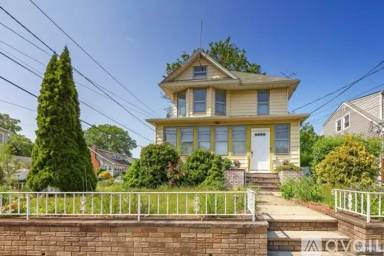 Main picture of 109 Diamond Bridge Ave