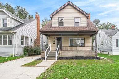 Main picture of 748 Spencer St