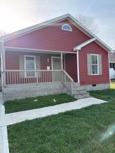 Main picture of 332 W Edmunds St