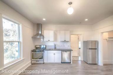 Main picture of 1416 Bath St