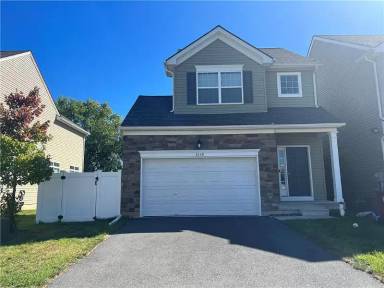 Main picture of 2139 Huntington Ln